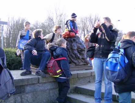 2006 Jungschar Lwen vorm Holstentor