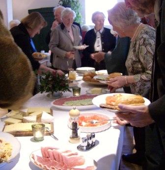 zehn Jahre Seniorenfrühstück Thomsens Peerstall Rönne