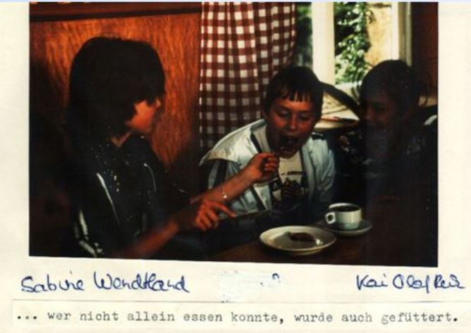 Sommerfahrt 1983 Tecklenburg DJH Abendbrot