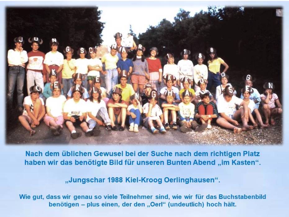 1988 Oerlinghausen Buchstabenbild Gruppe mit Helmen