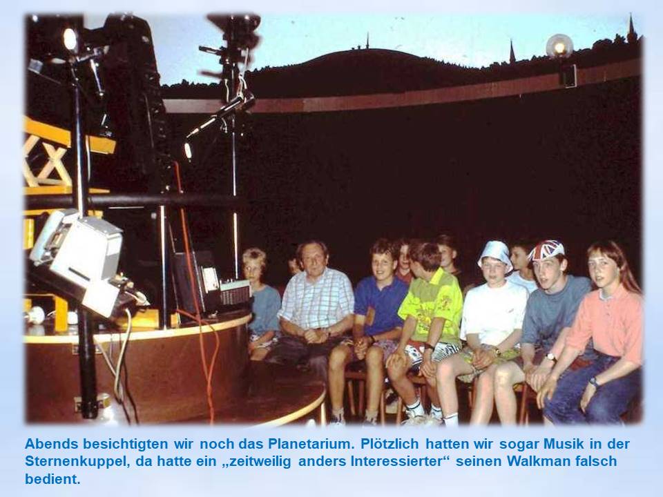 Wernigerode 1991 Kinder im Planetarium