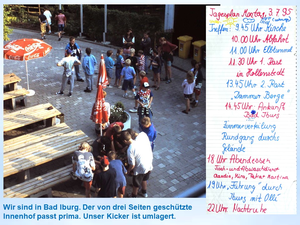Sommerfahrt 1995 Bad Iburg DJH Ankunft Kinder auf dem Hof