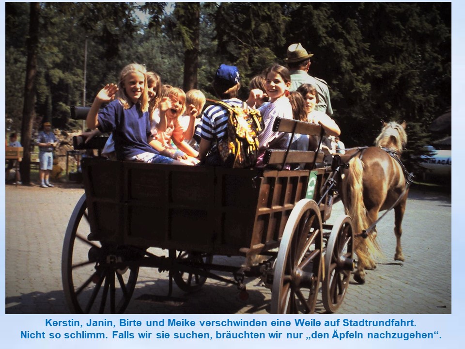 1995 Sommerfahrt Bad Iburg Kinder in Pferdekutsche