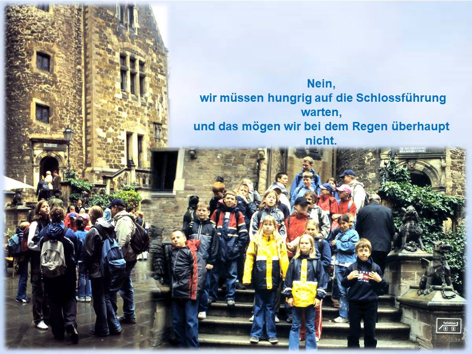 2004 Wernigerode warten auf Schlossführung