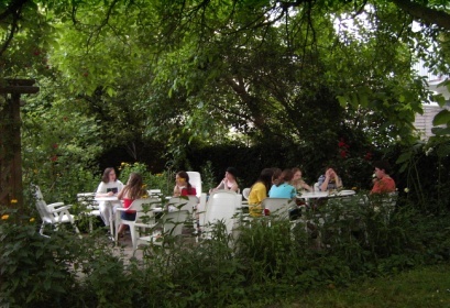 Altes Haus Potsdam Kieler Guppe im Garten