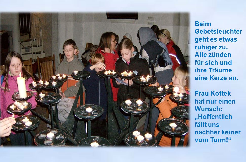 2008Kinder am Gebetsleuchter Nikolaikirhche 