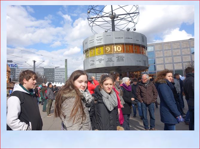 Osterfahrt 2015 Weltzeituhr Alexanderplatz Berlin