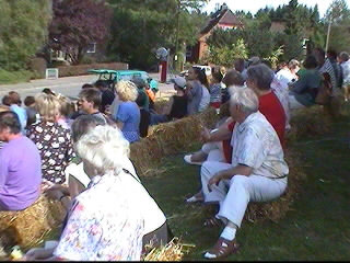 2000 kumenisches Pfingstfest Zuschauer